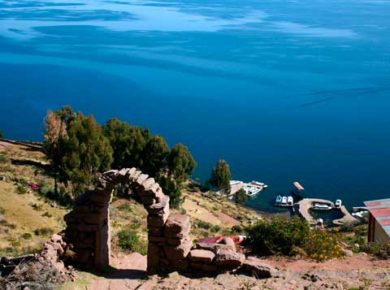 Tour Isla de Uros & Taquile 1D